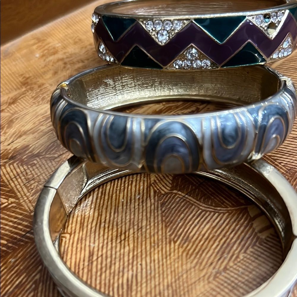 Elegant Multicolor Bangle Set - Picture 9 of 13